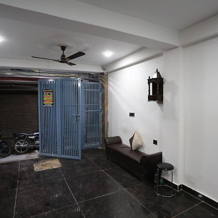 Hotel Twamev Couple Friendly Laxmi Nagar Új-Delhi Kültér fotó