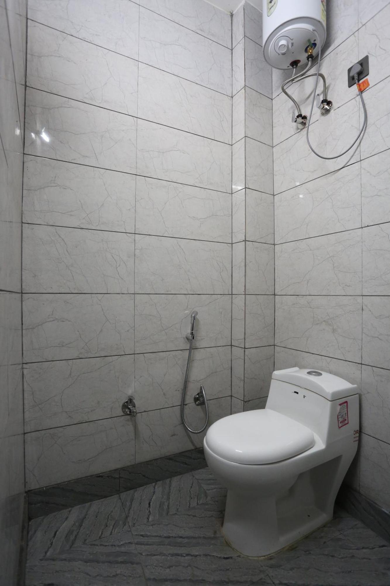 Hotel Twamev Couple Friendly Laxmi Nagar Új-Delhi Kültér fotó