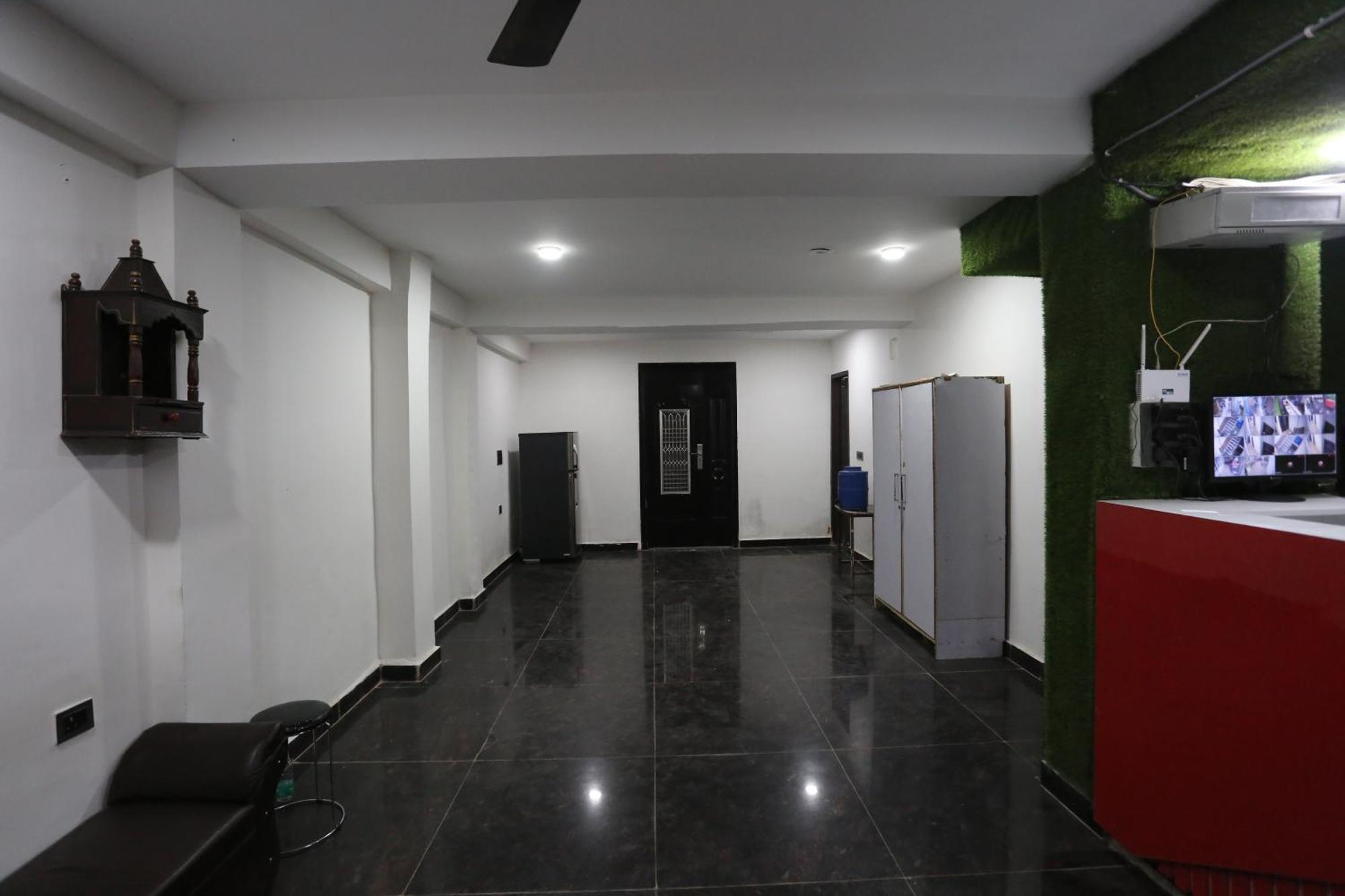 Hotel Twamev Couple Friendly Laxmi Nagar Új-Delhi Kültér fotó